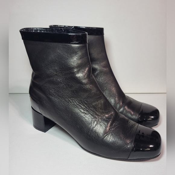 Dana Davis Black Leather Italian Made Boots Women's Size 8 - Picture 1 of 10